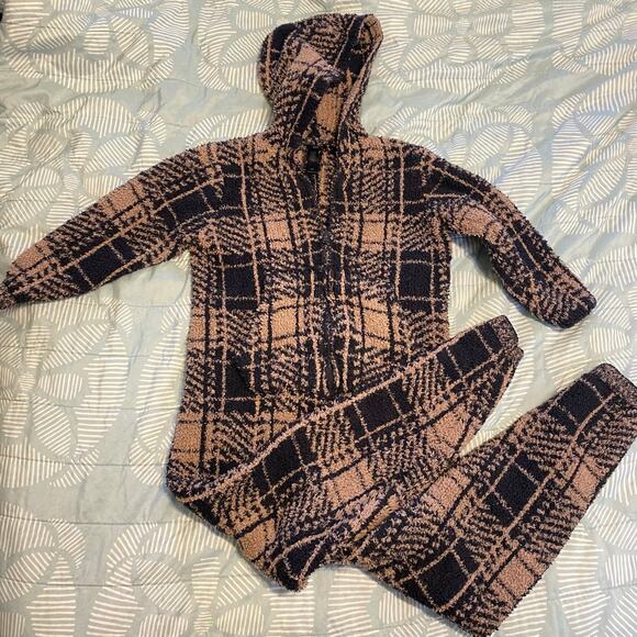 SKIMS Kids Brown Black Hooded Zip Front Plaid Cozy Knitting Onesie Size 6 / 7 - Picture 2 of 8